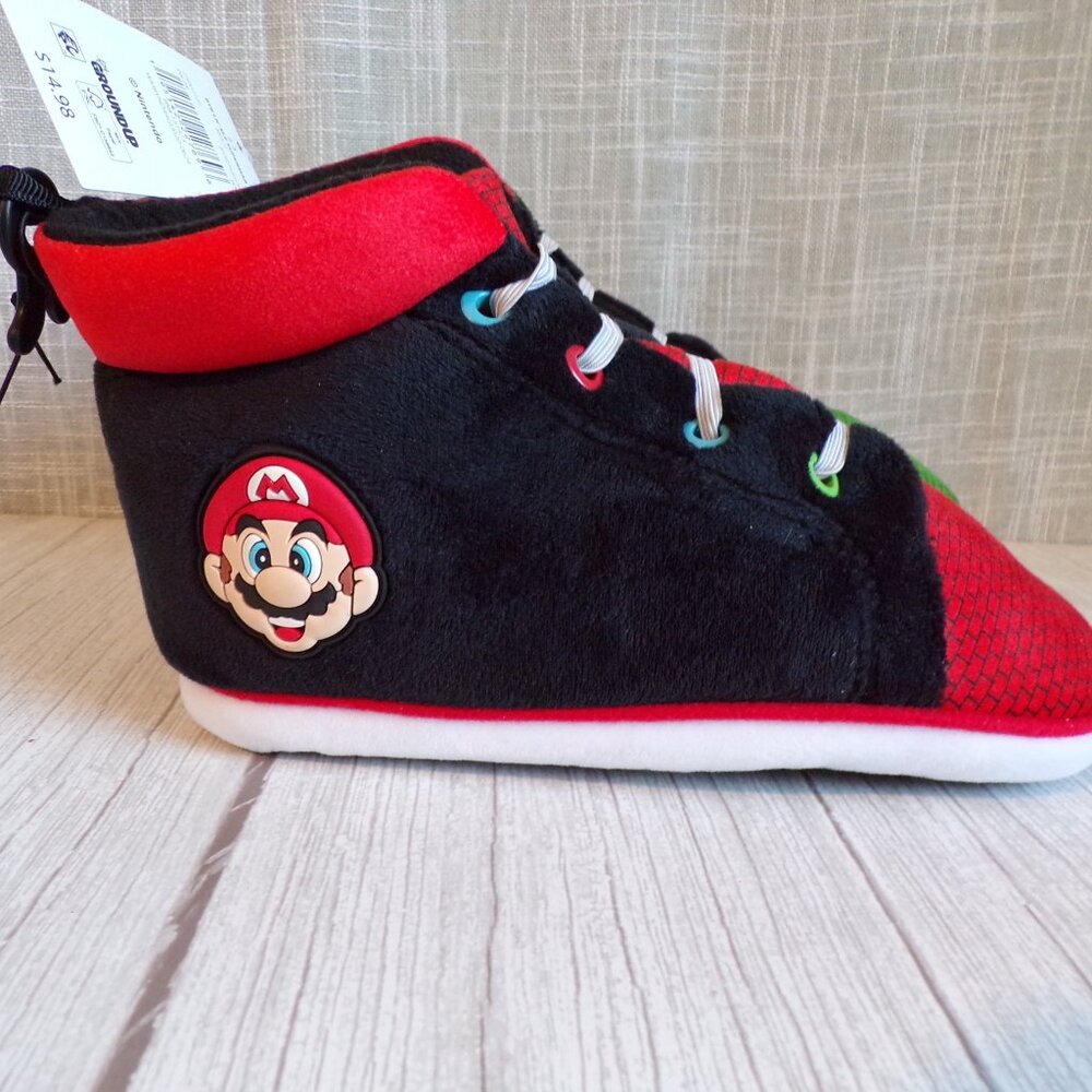 Super Mario Bros Mario & Luigi Character Slippers, Big Boys' Size 2/3 - Picture 1 of 6
